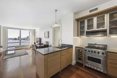 30 West Street #31-G, New York City, NY 10004 - Photo 1