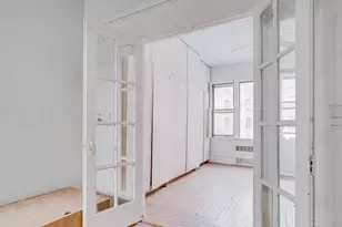 44 W 96th St, New York City, NY 10025 - Photo 11