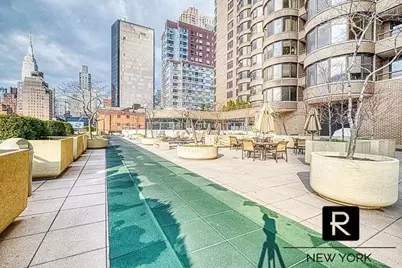 330 E 38th Street #25-O, New York City, NY 10016 - Photo 11