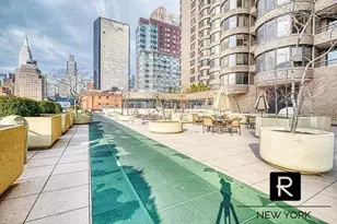 330 E 38th St, New York City, NY 10016 - Photo 11