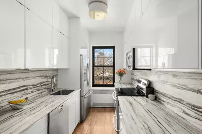 230 Park Place #6J, New York City, NY 11238 - Photo 3