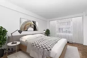 65 W 55th St, New York City, NY 10019 - Photo 7