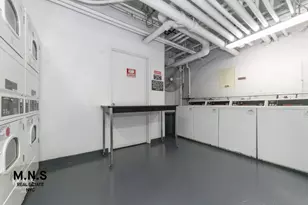 65 W 55th St, New York City, NY 10019 - Photo 13