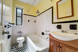 251 Seaman Ave, New York City, NY 10034 - Photo 17