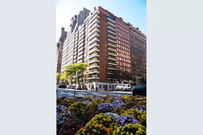 750 Park Avenue #3B, New York City, NY 10021 - Photo 17