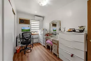 1530 E 22nd St, New York City, NY 11210 - Photo 25