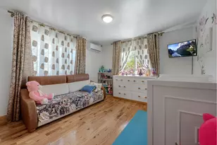 1530 E 22nd St, New York City, NY 11210 - Photo 27