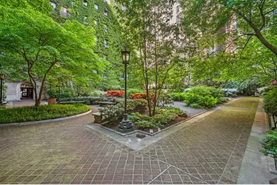 210 W 90th Street #10-J, New York City, NY 10024 - Photo 11