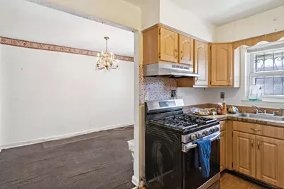 2016 Haviland Avenue, New York City, NY 10472 - Photo 9