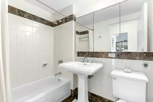455 Main St, New York City, NY 10044 - Photo 5