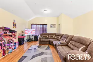 924 Herkimer St, New York City, NY 11233 - Photo 5