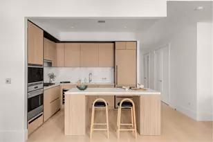 215 E 19th St, New York City, NY 10003 - Photo 3