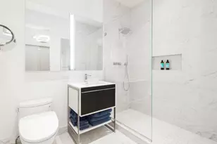 252 7th Ave, New York, NY 10001 - Photo 5