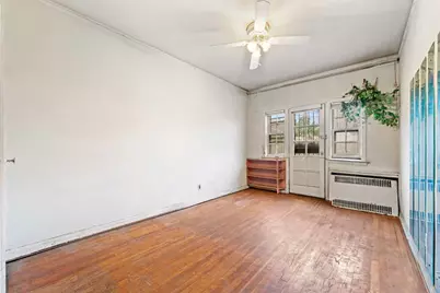 61 E 54th Street, New York City, NY 11203 - Photo 7