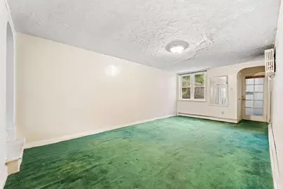 61 E 54th Street, New York City, NY 11203 - Photo 9