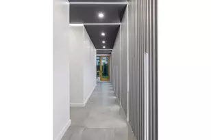 406 Midwood St, New York City, NY 11225 - Photo 9