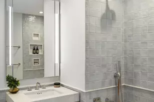 222 E Broadway, New York City, NY 10002 - Photo 3