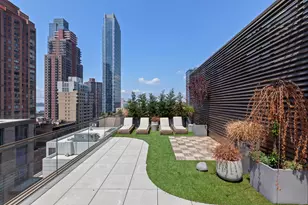 505 W 43rd St, New York City, NY 10036 - Photo 17