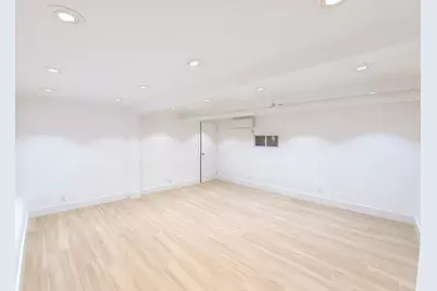53 E 64th Street, New York City, NY 10065 - Photo 15