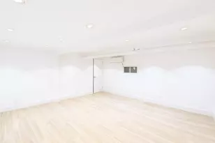 53 E 64th St, New York City, NY 10065 - Photo 5