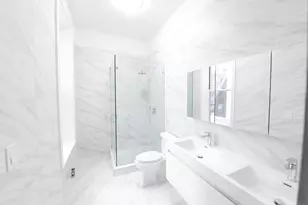 53 E 64th St, New York City, NY 10065 - Photo 17