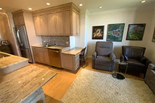 269-10 Grand Central Pkwy, New York City, NY 11005 - Photo 9