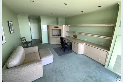 270-10 Grand Central Parkway #33-O, New York City, NY 11005 - Photo 15