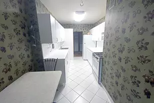 270-10 Grand Central Pkwy, New York City, NY 11005 - Photo 7