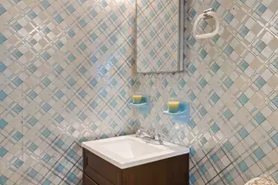 10560 Flatlands 2nd St, New York City, NY 11236 - Photo 5