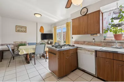 10560 Flatlands 2nd Street, New York City, NY 11236 - Photo 5
