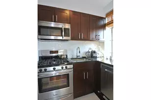 350 W 57th St, New York City, NY 10019 - Photo 5