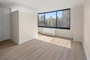 215 W 95th St, New York City, NY 10025 - Photo 5