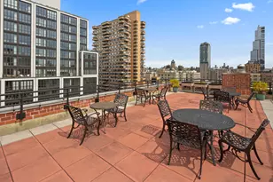 215 W 95th St, New York City, NY 10025 - Photo 9