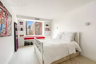 525 E 80th St, New York City, NY 10075 - Photo 11