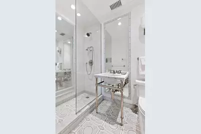 115 E 67th Street #6B, New York City, NY 10021 - Photo 7