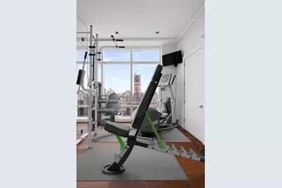 845 United Nations Plaza #82-CD, New York City, NY 10017 - Photo 27