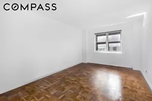 345 W 58th St, New York City, NY 10019 - Photo 3
