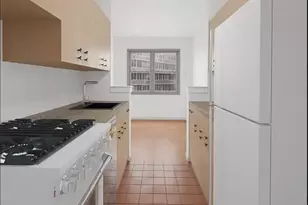 415 E 52nd St, New York City, NY 10022 - Photo 7