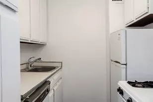 61 Jane St, New York City, NY 10014 - Photo 7