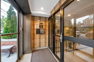 4200 Herkimer Pl, New York City, NY 10470 - Photo 11