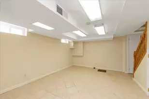 67-29 211th St, New York City, NY 11364 - Photo 17