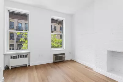 221 E 89th Street #3D, New York City, NY 10128 - Photo 1