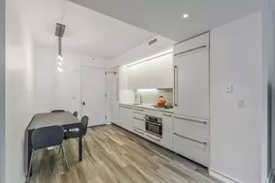 340 E 23rd St, New York City, NY 10010 - Photo 13