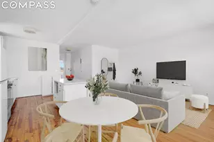 22-31 47th St, New York City, NY 11105 - Photo 3