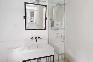 750 Park Ave, New York City, NY 10021 - Photo 9