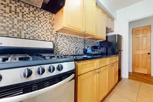 2191 Bolton St, New York City, NY 10462 - Photo 9