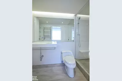 110 E 71st Street #19, New York City, NY 10021 - Photo 7