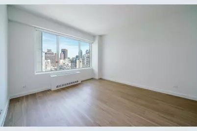 321 W 37th Street #PH1, New York City, NY 10018 - Photo 5