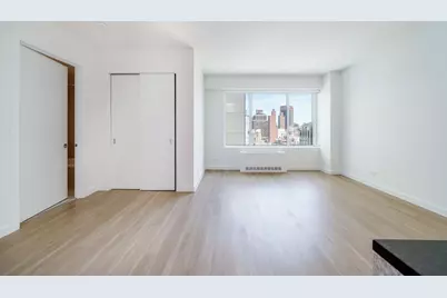 321 W 37th Street #PH1, New York City, NY 10018 - Photo 3