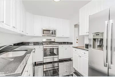 2500 Johnson Avenue #3J, New York City, NY 10463 - Photo 7